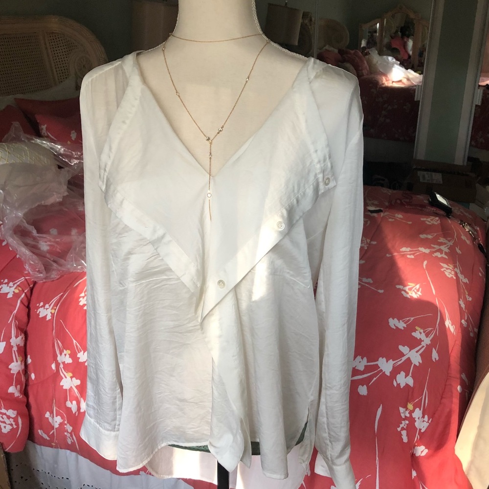 BCBG maxazria white silk ruffle blouse